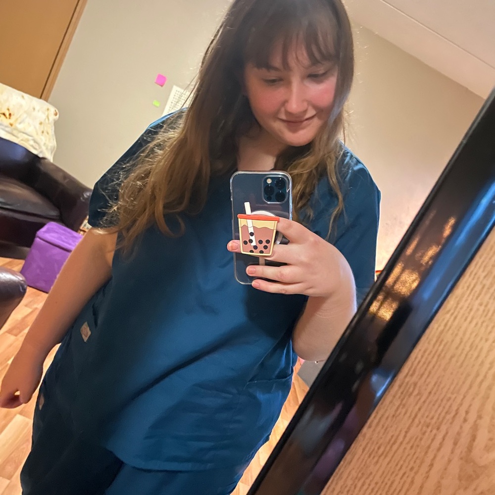 Meet your Posher, Lauryn